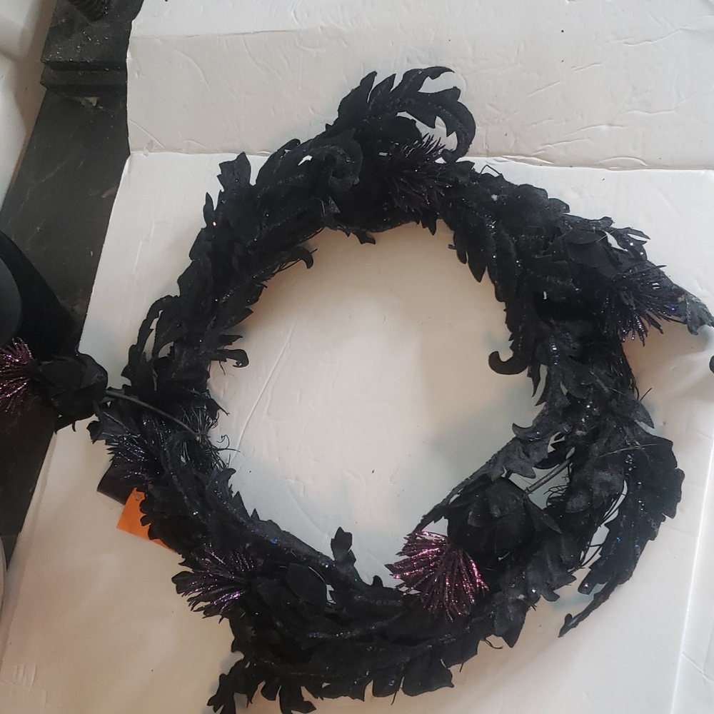 Hyde and Eek! Goth Wreath Halloween NWT